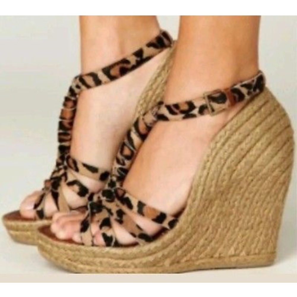 Sam Edelman “Leroy” Leopard Pony Cow Hair Wedge - Picture 1 of 6